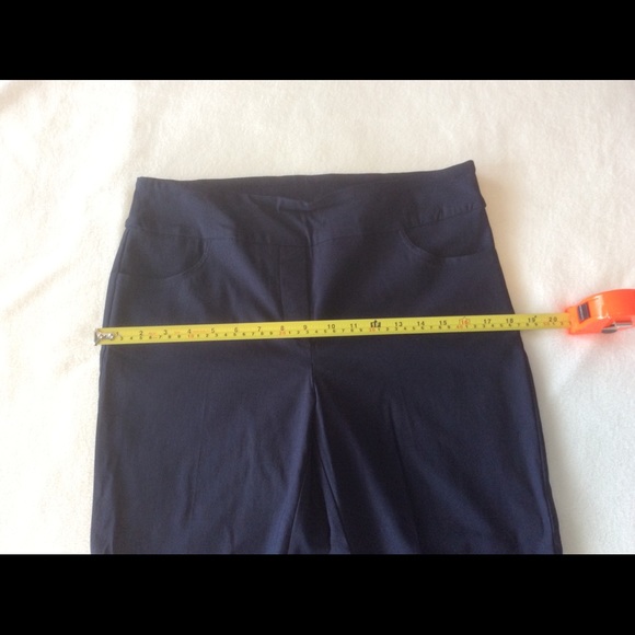 3 for $20  Cropped Pull On Navy Pants - Picture 6 of 11